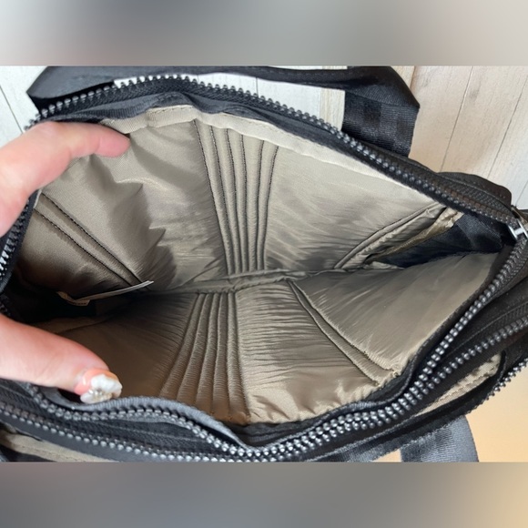 Ogio Computer Tablet Shoulder Bag Padded Insert Pockets Organizational - Picture 4 of 7